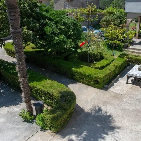 Apartament Tradicija *