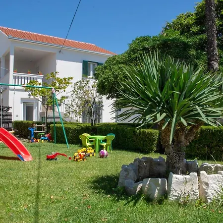 Apartman Tradicija Kaštela