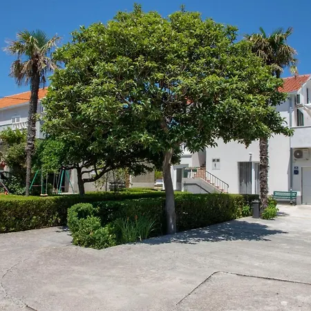 Apartman Tradicija Kaštela