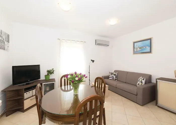 Tradicija Apartmán Kaštela